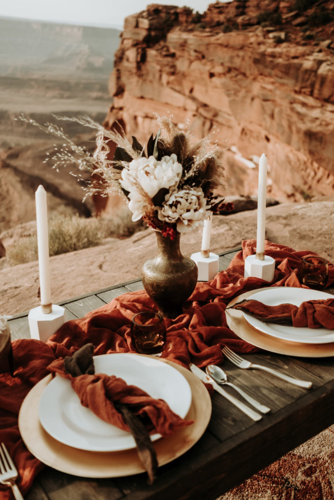 elopement ceremony set up in dead horse canyon