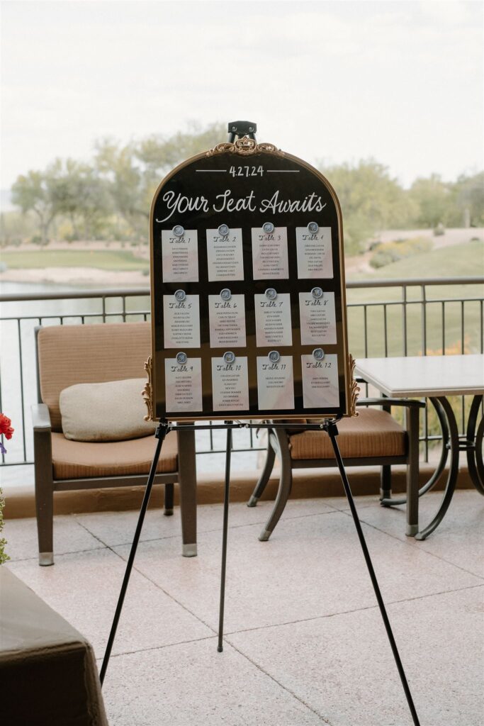 Annette Ambrose Photography, an Arizona-based Wedding Photographer, shares this classic, artsy wedding that took place at the Tonto Verde Golf Course in North Scottsdale, Arizona.