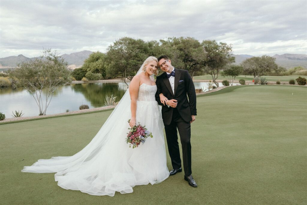 Annette Ambrose Photography, an Arizona-based Wedding Photographer, shares this classic, artsy wedding that took place at the Tonto Verde Golf Course in North Scottsdale, Arizona.