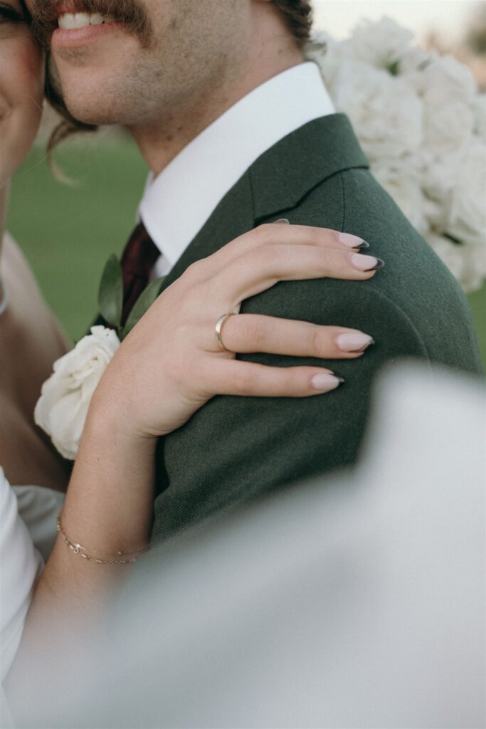 Stunning fall wedding at Gainey Ranch Golf Club in Scottsdale, featuring breathtaking mountain views, timeless details, and unforgettable moments.